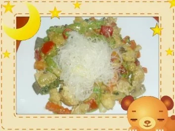 Rezept: Frittierte Glasnudeln Bild Nr. 3 Frittierte Glasnudeln - Rezept - Bild Nr. 3