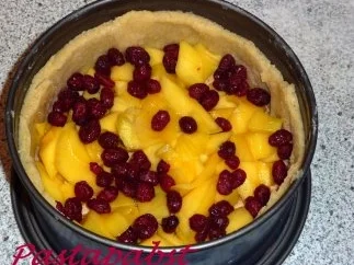 Rezept: Mango-Cranberrie-Bienenstich Bild Nr. 3 Mango-Cranberrie-Bienenstich - Rezept - Bild Nr. 3