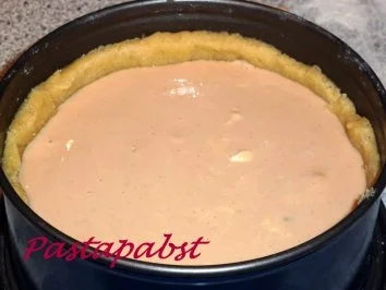 Rezept: Mango-Cranberrie-Bienenstich Bild Nr. 4 Mango-Cranberrie-Bienenstich - Rezept - Bild Nr. 4