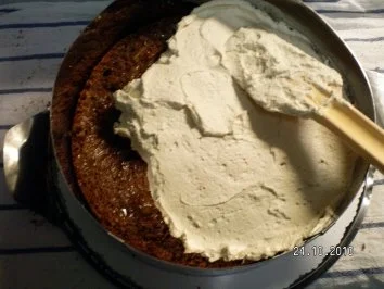 Rezept: Sahne-Mokkatorte Bild Nr. 3 Sahne-Mokkatorte - Rezept - Bild Nr. 3