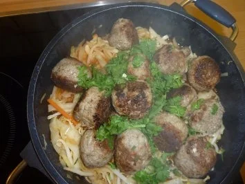 Rezept: Asia-Hackbällchen mit und ohne Bild Nr. 6 Asia-Hackbällchen mit und ohne - Rezept - Bild Nr. 6