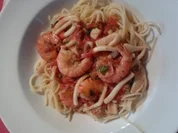 Spaghetti Frutti de mare hot and spicy - Rezept