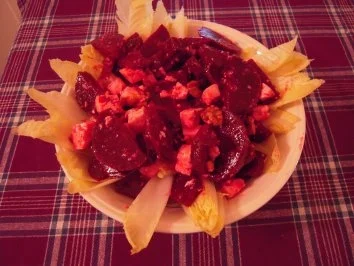 Rosa Roter Beete Salat - Rezept