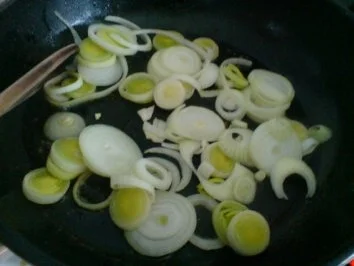 Rezept: Hähnchenbrüste in sahniger Gemüse-Soße Bild Nr. 14 Hähnchenbrüste in sahniger Gemüse-Soße - Rezept - Bild Nr. 14