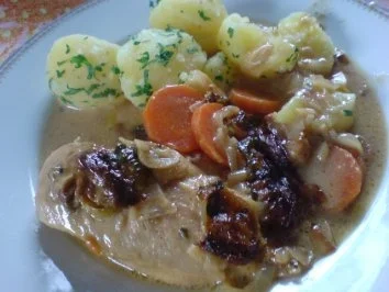 Rezept: Hähnchenbrüste in sahniger Gemüse-Soße Bild Nr. 2 Hähnchenbrüste in sahniger Gemüse-Soße - Rezept - Bild Nr. 2