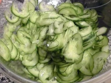 Gurkensalat - Rezept - Bild Nr. 4