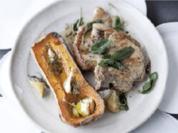 Schweinekoteletts mit Salbei und gebackenem Butternusskürbis - Rezept