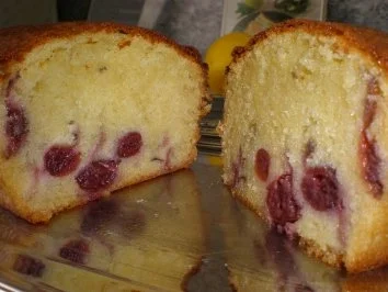 Rezept: Napfkuchen mit Kirschen Napfkuchen mit Kirschen - Rezept