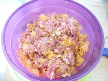 Hackfleisch : Hackbraten mit Ei, Schmorgurke und Salzkartoffeln - Rezept - Bild Nr. 3