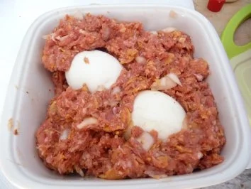 Hackfleisch : Hackbraten mit Ei, Schmorgurke und Salzkartoffeln - Rezept - Bild Nr. 5