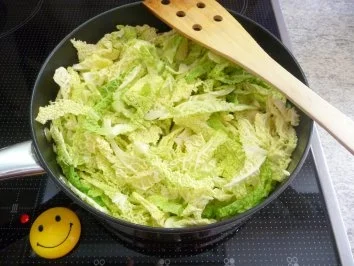 Rezept: Gemüsebeilage : Wirsinggemüse Bild Nr. 2 Gemüsebeilage : Wirsinggemüse - Rezept - Bild Nr. 2