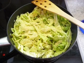 Rezept: Gemüsebeilage : Wirsinggemüse Bild Nr. 3 Gemüsebeilage : Wirsinggemüse - Rezept - Bild Nr. 3