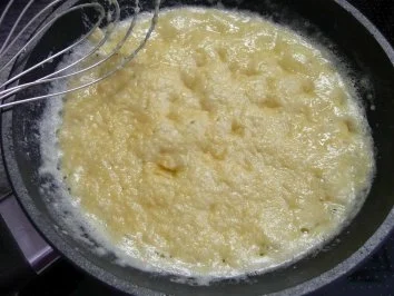 Rezept: Hackfleisch : Hackbällchen in Kapernsoße Bild Nr. 5 Hackfleisch : Hackbällchen in Kapernsoße - Rezept - Bild Nr. 5