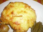 Kotelett mit pikanter Haube - Rezept