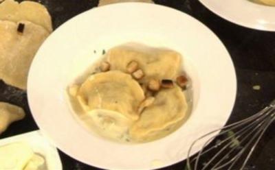 Wareniki Mit Sauerkirschfüllung (russische Teigtaschen)
