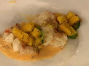 Gebratene Languste mit Orangen-Hollandaise und Thai-Mango-Salat (Bärbel Schäfer) - Rezept