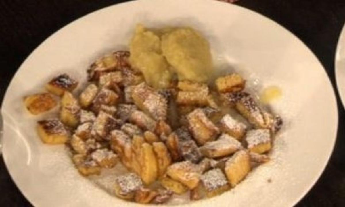 Kaiserschmarrn mit hausgemachtem Apfelkompott (Henning Krautmacher) -
Rezept Durch Promi Kocharena