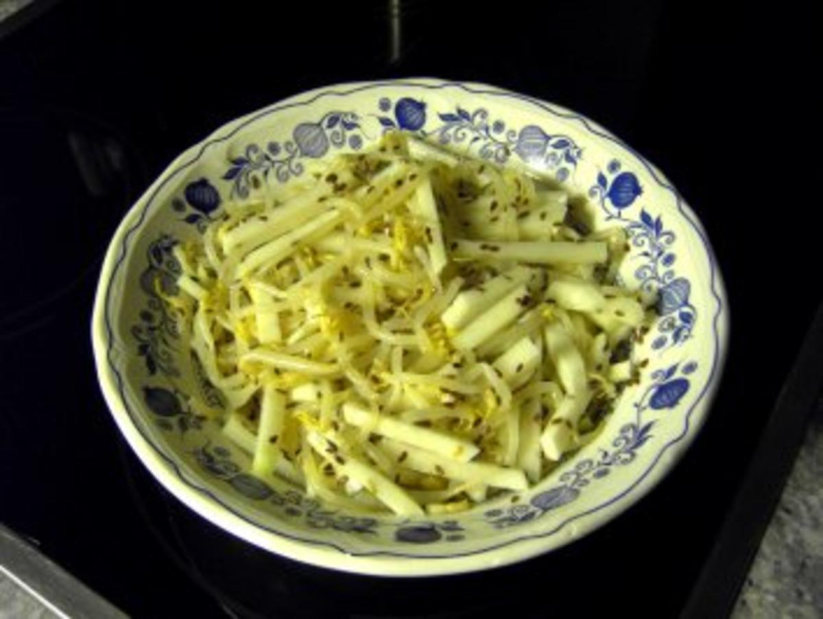 Kohlrabisalat mit Sojabohnensprossen - Rezept