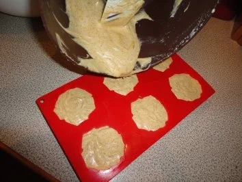 Eis: Amaretti - Rosen - Parfait mit Portweinäpfeln - Rezept - Bild Nr. 6