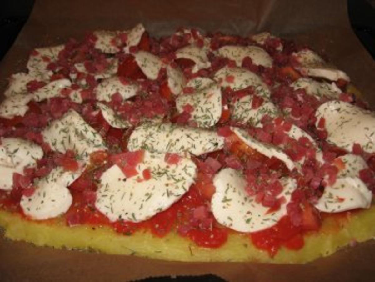 Kartoffelpizza mit Speck und Mozzarella - Rezept - Bild Nr. 3