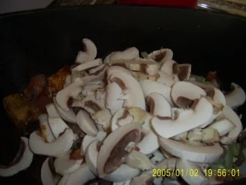 Rezept: Gulasch mit frischen Champignons Bild Nr. 4 Gulasch mit frischen Champignons - Rezept - Bild Nr. 4
