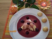 Weißes Schoko - Mousse mit Amaretto und Amarenakirschen - Rezept