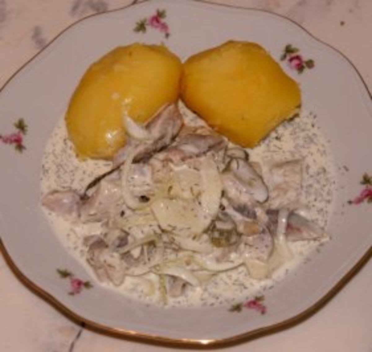 Matjes-Filet mit Pellkartoffeln - Rezept - kochbar.de