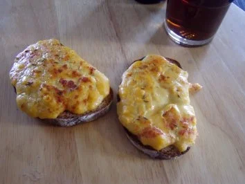 Rezept: -Snacks- Welsh Rarebits -Snacks- Welsh Rarebits - Rezept
