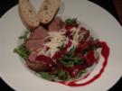 Rosa Entenbrust auf Rucola mit Himbeerdressing - Rezept