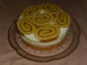 Schnelle Biskuitrollen-Torte - Rezept