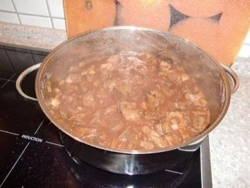 Rindergulasch mit Pilze und Paprika - Rezept - Bild Nr. 5