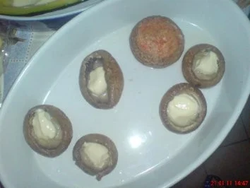 Rezept: Champignons und Zucchini gefüllt überbacken Bild Nr. 4 Champignons und Zucchini gefüllt überbacken - Rezept - Bild Nr. 4