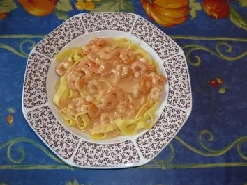 Tagliatelle mit Garnelensoße nach Dieters Art - Rezept
