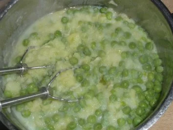 Rezept: Erbsenpüree mit Buntbarschfilet Bild Nr. 3 Erbsenpüree mit Buntbarschfilet - Rezept - Bild Nr. 3