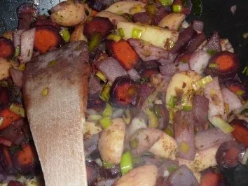 Fisch: Dorade mit Kartoffel-Gemüsepfanne - Rezept - Bild Nr. 7