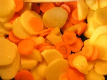 Schmant-Kartoffeln mit Möhren - Rezept