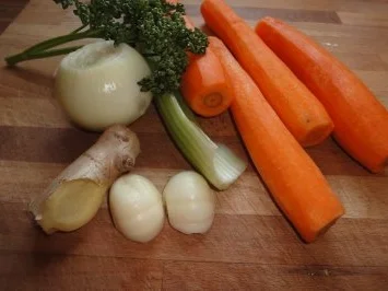 Rezept: Möhren - Ingwer Süppchen Bild Nr. 2 Möhren - Ingwer Süppchen - Rezept - Bild Nr. 2