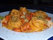 Buntes Gemüse mit Chilitagliatelle - Rezept