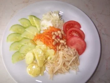 Gebackener Emmentaler auf Salatbett - Rezept - Bild Nr. 2