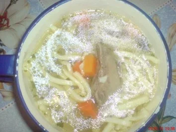 Suppeneinlage (Bandnudeln) - Rezept