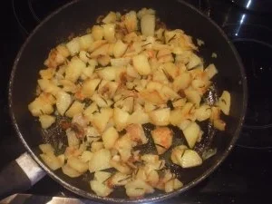 Rezept: Rosmarinbratkartoffeln Rosmarinbratkartoffeln - Rezept