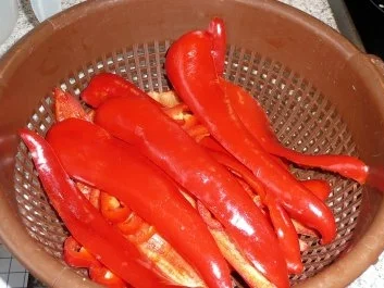 Paprika - Tomatensuppe mit Hackbällchen - Rezept - Bild Nr. 3