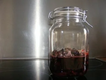 Schlehenlikör - Rezept - Bild Nr. 5