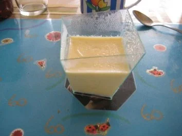 Rahmflan mit Passionsfruchtsauce - Rezept - Bild Nr. 2