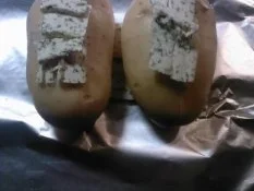 Beefsteak mit Folienkartoffel und Eisbergsalat - Rezept - Bild Nr. 3