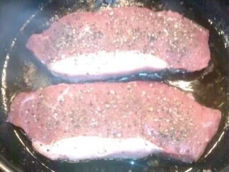 Beefsteak mit Folienkartoffel und Eisbergsalat - Rezept - Bild Nr. 6