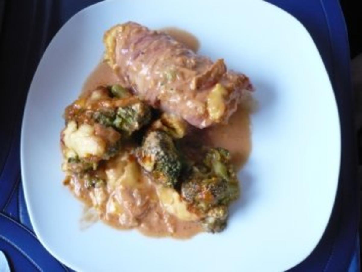 Überbackenes Hähnchen mit Broccoli - Rezept