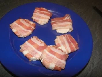 Rezept: Ziegenfrischkäse ummantelt mit Schinken gebraten auf Rucolasalat Bild Nr. 3 Ziegenfrischkäse ummantelt mit Schinken gebraten auf Rucolasalat - Rezept - Bild Nr. 3