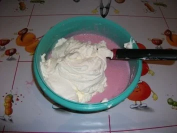 Rezept: Himbeer Quarksahne Torte Bild Nr. 6 Himbeer Quarksahne Torte - Rezept - Bild Nr. 6