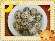 Bratkartoffeln mit Gemüse und Wachteleier - Rezept